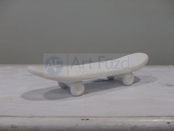 Realistic Skateboard ~ 8 x 2.5 x 1.25