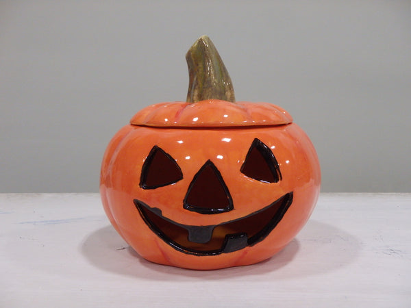 Medium Jack-O-Lantern with Lid ~ 5.5 x 5.5