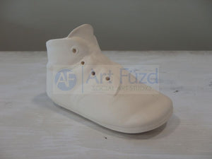 ONE (1) Small Traditional Baby Shoe ~ 4.5 x 2 x 2.5